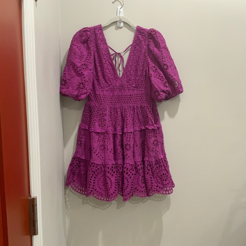 Cynthia Rowley Magenta Purple Eyelet Cotton Mini Dress Puff Sleeve Tiered Size 8